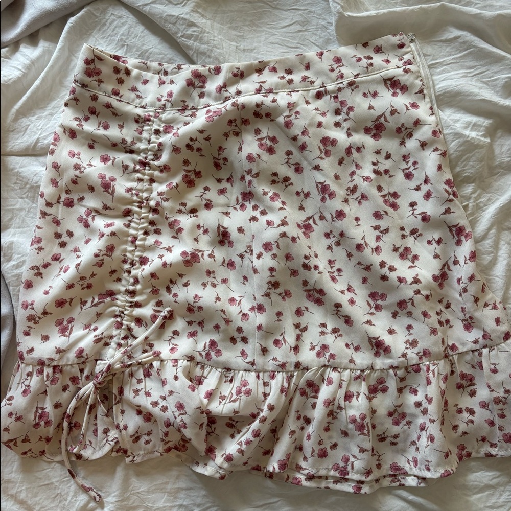 Floral mini skirt